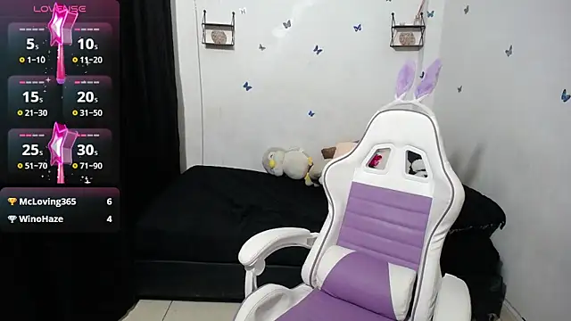 Snapshot of hello_kityy25 chatting on 02-21-25, 03:45 hello kityy25 online show from 02-21-25, 03:45