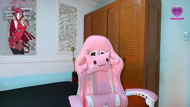 Snapshot of Danella_houston chatting on 11-21-25, 11:03 Danella houston online show from 11-21-25, 11:03