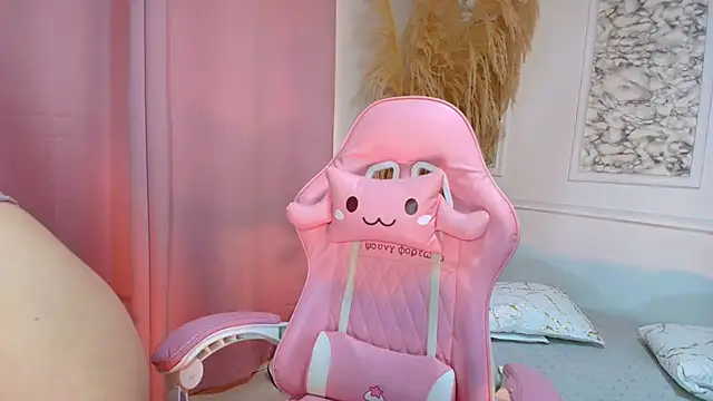 Snapshot of Danella_houston chatting on 03-02-26, 06:04 Danella houston online show from 03-02-26, 06:04