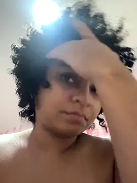 Tana latin online show from 11-21-25, 01:04