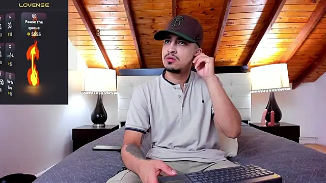 Snapshot of Sebastian_Berne chatting on 11-05-25, 06:30 Sebastian Berne online show from 11-05-25, 06:30