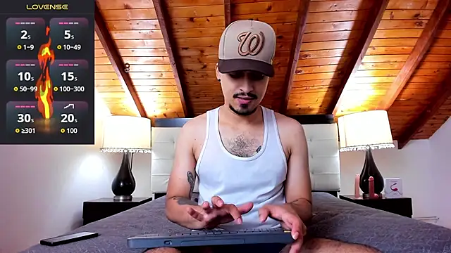 Snapshot of Sebastian_Berne chatting on 12-02-25, 07:20 Sebastian Berne online show from 12-02-25, 07:20