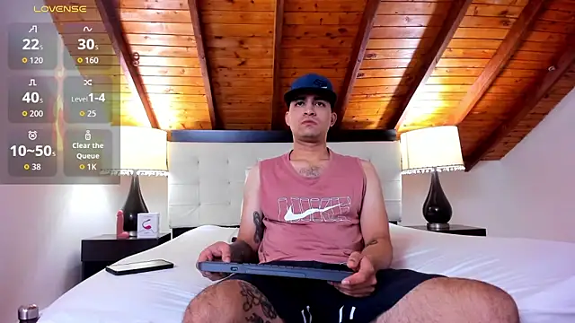 Snapshot of Sebastian_Berne chatting on 03-03-26, 07:09 Sebastian Berne online show from 03-03-26, 07:09