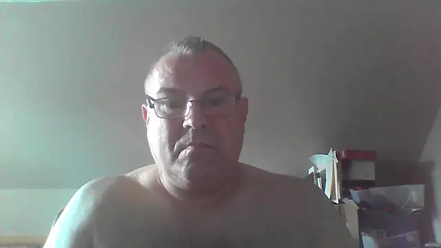 mkestr69 online show from 09-22-25, 03:36