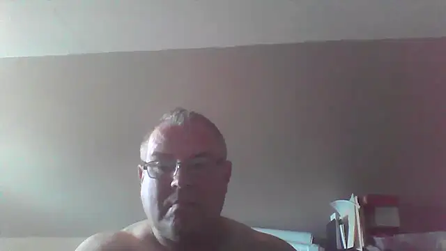 mkestr69 online show from 10-02-25, 05:20