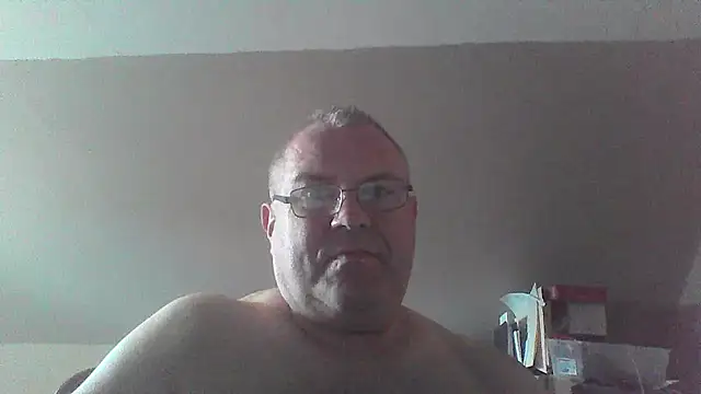 mkestr69 online show from 10-14-25, 04:30