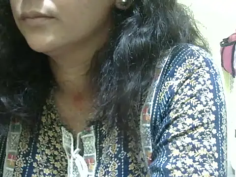 Your cutiepie  online show from 10-22-25, 06:29