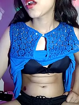 Snapshot of shnaz_1 chatting on 03-21-25, 01:45 shnaz 1 online show from 03-21-25, 01:45