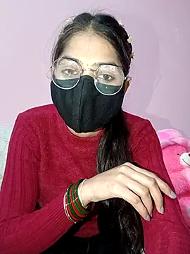 Snapshot of shnaz_1 chatting on 11-13-25, 01:21 shnaz 1 online show from 11-13-25, 01:21