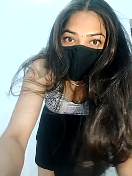 Snapshot of shnaz_1 chatting on 02-18-26, 02:07 shnaz 1 online show from 02-18-26, 02:07