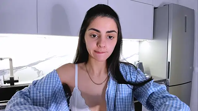 Snapshot of EmiliaZen chatting on 02-19-25, 02:34 EmiliaZen online show from 02-19-25, 02:34