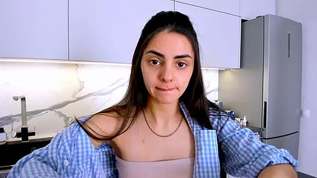 Snapshot of EmiliaZen chatting on 02-27-25, 12:34 EmiliaZen online show from 02-27-25, 12:34