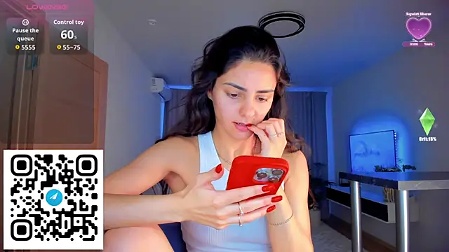 Snapshot of EmiliaZen chatting on 11-01-25, 12:07 EmiliaZen online show from 11-01-25, 12:07