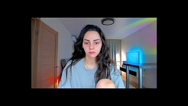 Snapshot of EmiliaZen chatting on 02-02-26, 04:06 EmiliaZen online show from 02-02-26, 04:06