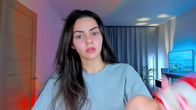 Snapshot of EmiliaZen chatting on 02-12-26, 03:40 EmiliaZen online show from 02-12-26, 03:40