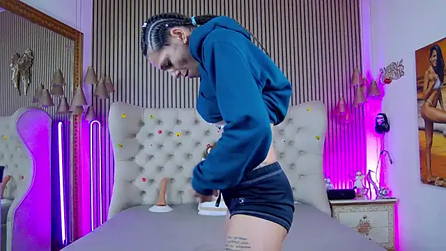 Snapshot of PlayfulShow chatting on 02-02-26, 09:19 PlayfulShow online show from 02-02-26, 09:19