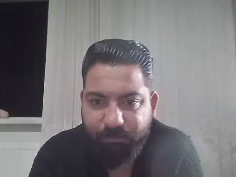 Snapshot of Armand66_ chatting on 09-28-25, 08:47 Armand66 online show from 09-28-25, 08:47