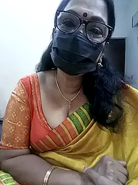 niiveditha online show from 02-08-25, 04:04