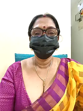 niiveditha online show from 02-20-25, 06:02