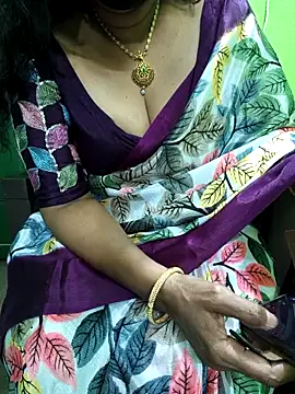 niiveditha online show from 09-13-25, 03:12