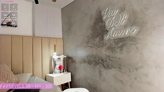 Snapshot of Zoee_monroe chatting on 02-04-26, 10:04 Zoee monroe online show from 02-04-26, 10:04