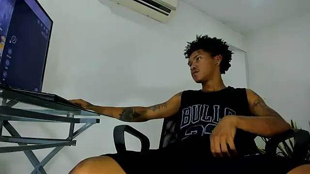 Snapshot of blackdirty420 chatting on 03-15-25, 03:37 blackdirty420 online show from 03-15-25, 03:37
