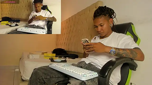 Snapshot of blackdirty420 chatting on 09-13-25, 06:29 blackdirty420 online show from 09-13-25, 06:29