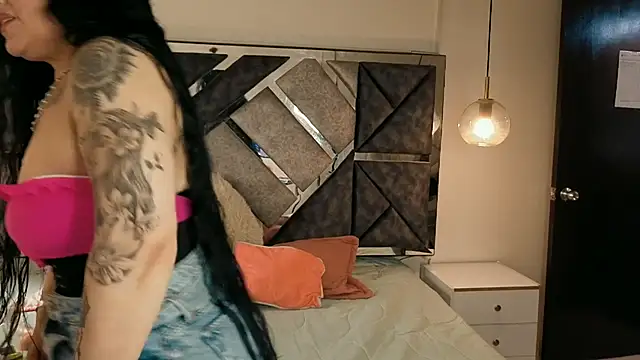 Snapshot of lizha_milf chatting on 09-25-25, 05:16 lizha milf online show from 09-25-25, 05:16