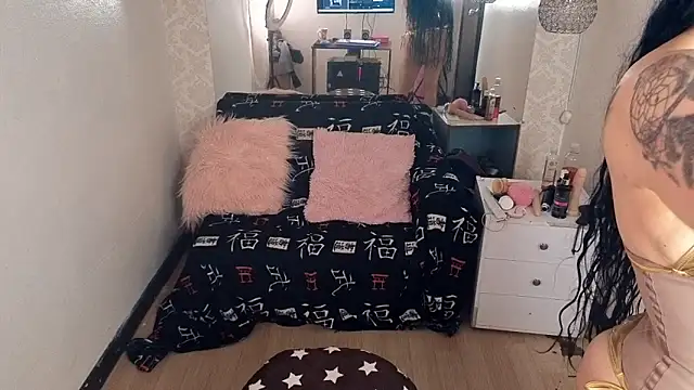 Snapshot of lizha_milf chatting on 11-15-25, 05:31 lizha milf online show from 11-15-25, 05:31