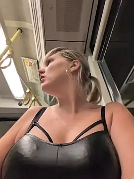 Sexybiene969 online show from 12-01-25, 05:18