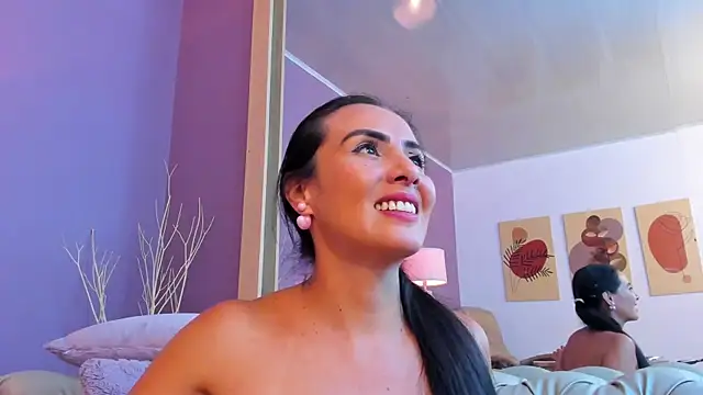 Snapshot of scarlet_edwars chatting on 02-11-25, 03:08 scarlet edwars online show from 02-11-25, 03:08