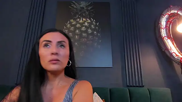 Snapshot of scarlet_edwars chatting on 02-27-25, 07:04 scarlet edwars online show from 02-27-25, 07:04