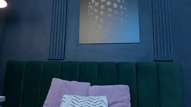 Snapshot of scarlet_edwars chatting on 09-27-25, 06:57 scarlet edwars online show from 09-27-25, 06:57