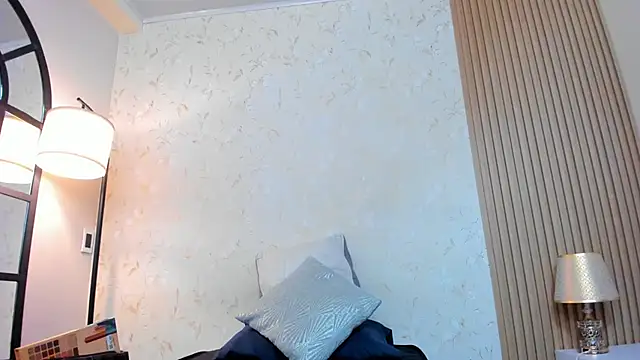 Snapshot of scarlet_edwars chatting on 01-17-26, 06:11 scarlet edwars online show from 01-17-26, 06:11