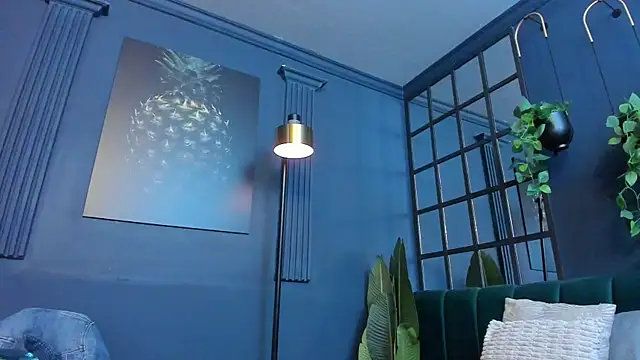 Snapshot of scarlet_edwars chatting on 02-25-26, 07:23 scarlet edwars online show from 02-25-26, 07:23