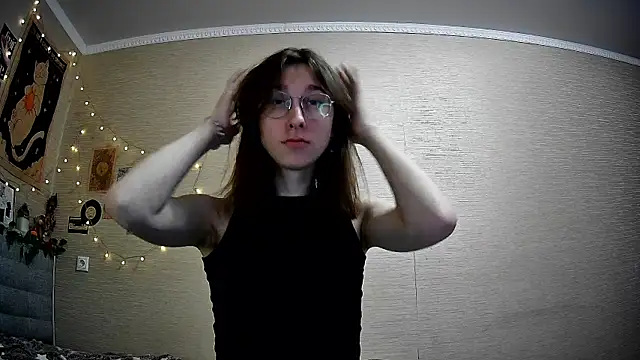 Snapshot of tangerine4dreams chatting on 02-09-25, 07:49 tangerine4dreams online show from 02-09-25, 07:49