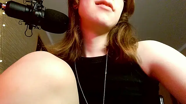 Snapshot of tangerine4dreams chatting on 02-15-25, 10:00 tangerine4dreams online show from 02-15-25, 10:00