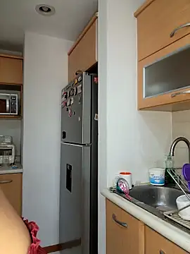 Snapshot of Alicee10 chatting on 11-20-25, 06:40 Alicee10 online show from 11-20-25, 06:40