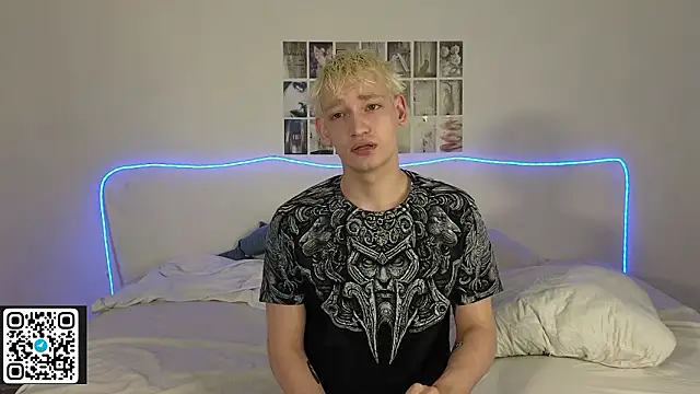 Snapshot of Julian_wins chatting on 03-19-26, 05:00 Julian wins online show from 03-19-26, 05:00