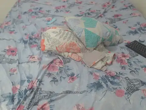 Snapshot of Girltattos chatting on 02-28-26, 01:23 Girltattos online show from 02-28-26, 01:23