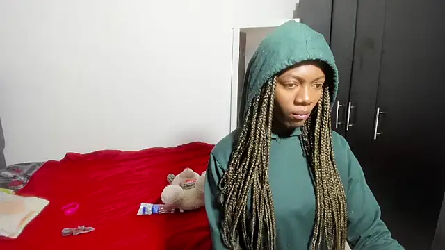 enyelsalas2 online show from 12-04-25, 01:59