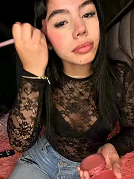 Laura-Khalifa online show from 07-11-26, 06:16