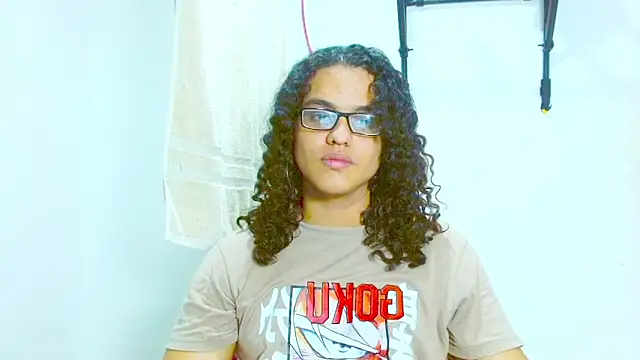 Snapshot of Diane_blossom chatting on 02-12-25, 05:26 Diane blossom online show from 02-12-25, 05:26