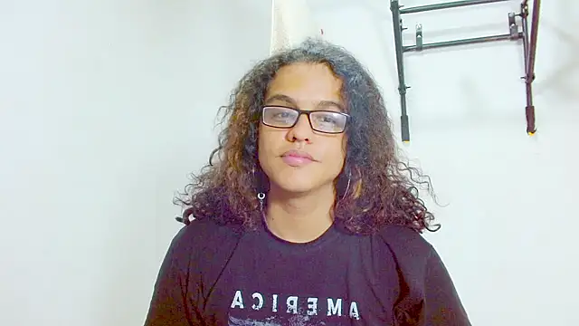 Snapshot of Diane_blossom chatting on 02-17-25, 08:47 Diane blossom online show from 02-17-25, 08:47