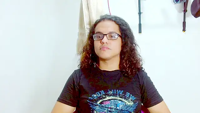 Snapshot of Diane_blossom chatting on 03-04-25, 06:18 Diane blossom online show from 03-04-25, 06:18