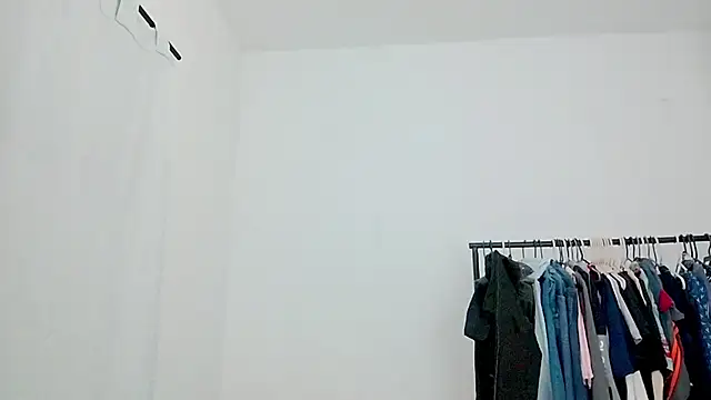 Snapshot of Diane_blossom chatting on 02-21-26, 10:44 Diane blossom online show from 02-21-26, 10:44