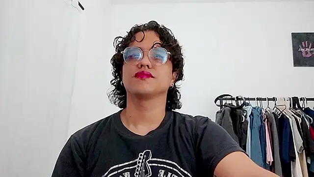 Snapshot of Diane_blossom chatting on 03-04-26, 12:38 Diane blossom online show from 03-04-26, 12:38