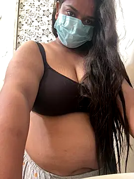 Snapshot of sinnerlady chatting on 11-08-25, 02:56 sinnerlady online show from 11-08-25, 02:56