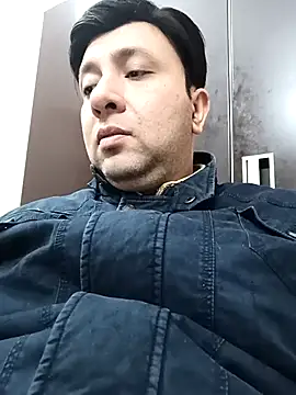 Snapshot of innocentboy1987 chatting on 02-15-25, 05:09 innocentboy1987 online show from 02-15-25, 05:09