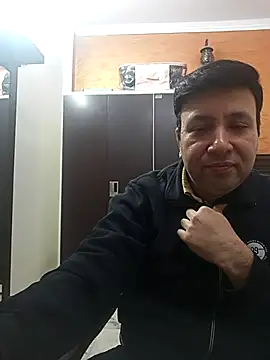 Snapshot of innocentboy1987 chatting on 12-22-25, 05:15 innocentboy1987 online show from 12-22-25, 05:15